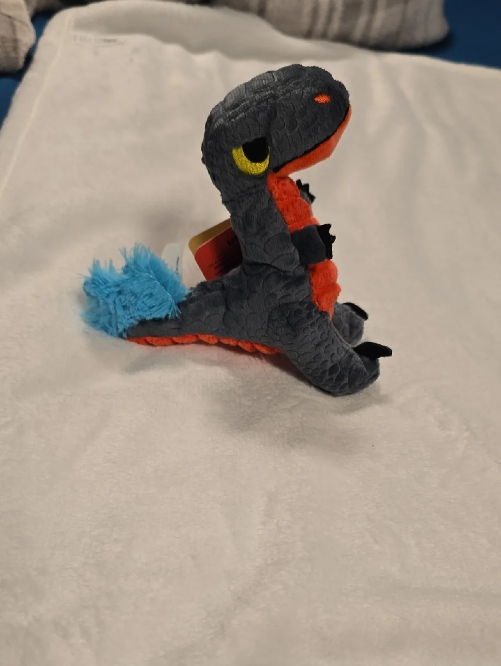 Bark Marvelous Raptor Dog Toy NWT Small 0-20 Pounds Gray‎ Orange Blue